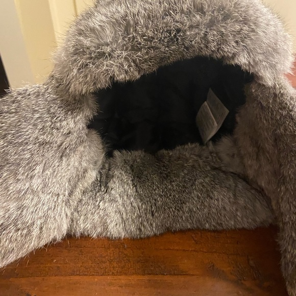 Adult S/M Fur Hat - Picture 3 of 5